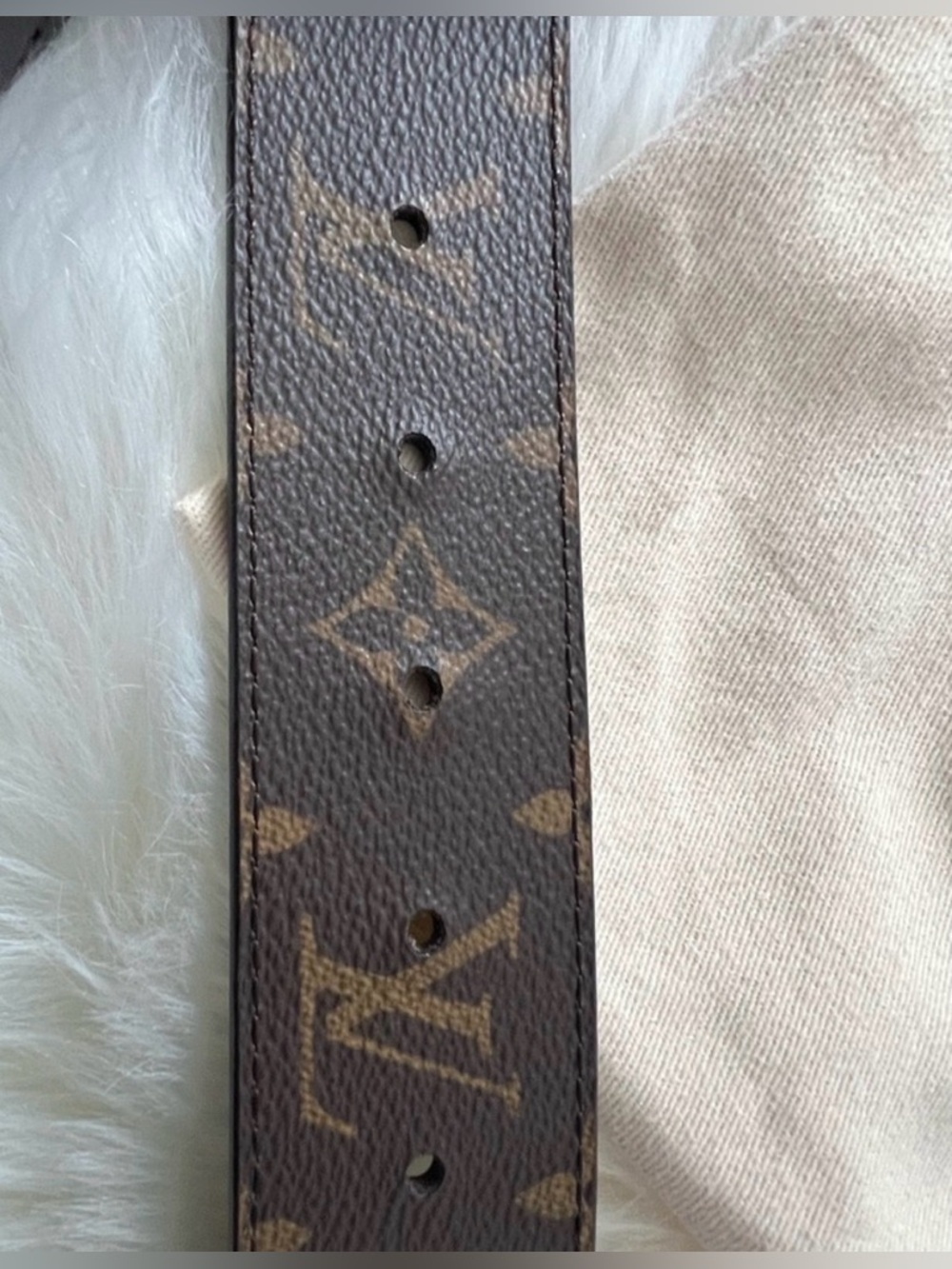 Authentic Louis Vuitton Monogram Initiales 40mm Reversible Belt Size 110cm/44" - Picture 12 of 15